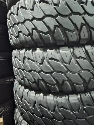 Its 235 75 R15 Onxy Mt Your Car Needs This Tires.