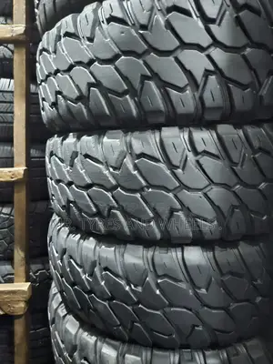 Its 235 75 R15 Onxy Mt Your Car Needs This Tires.