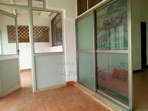 4bdrm Bungalow in Kololo Property, Central Division for rent
