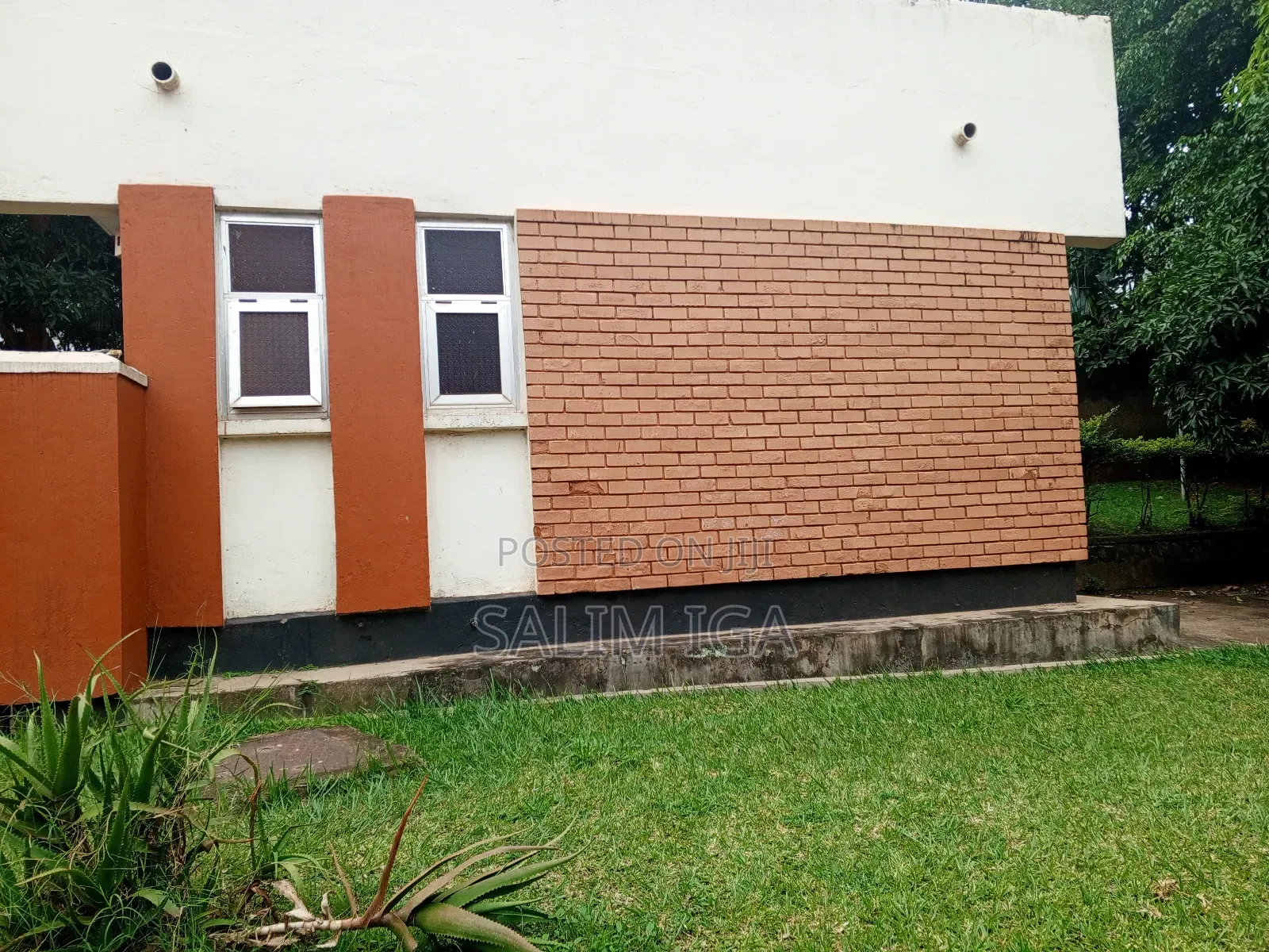 4bdrm Bungalow in Kololo Property, Central Division for rent