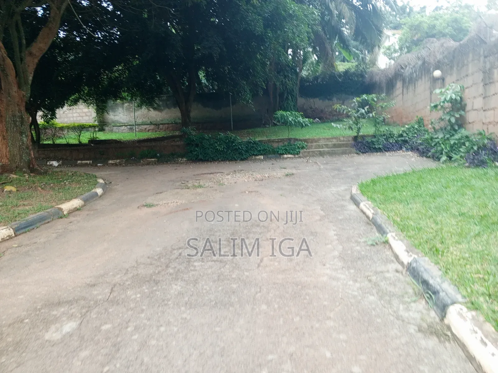 4bdrm Bungalow in Kololo Property, Central Division for rent