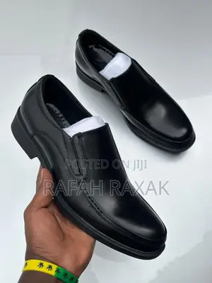 Photo - Men’S Super Classic Clarks Laceless Formal/Gentle Shoes
