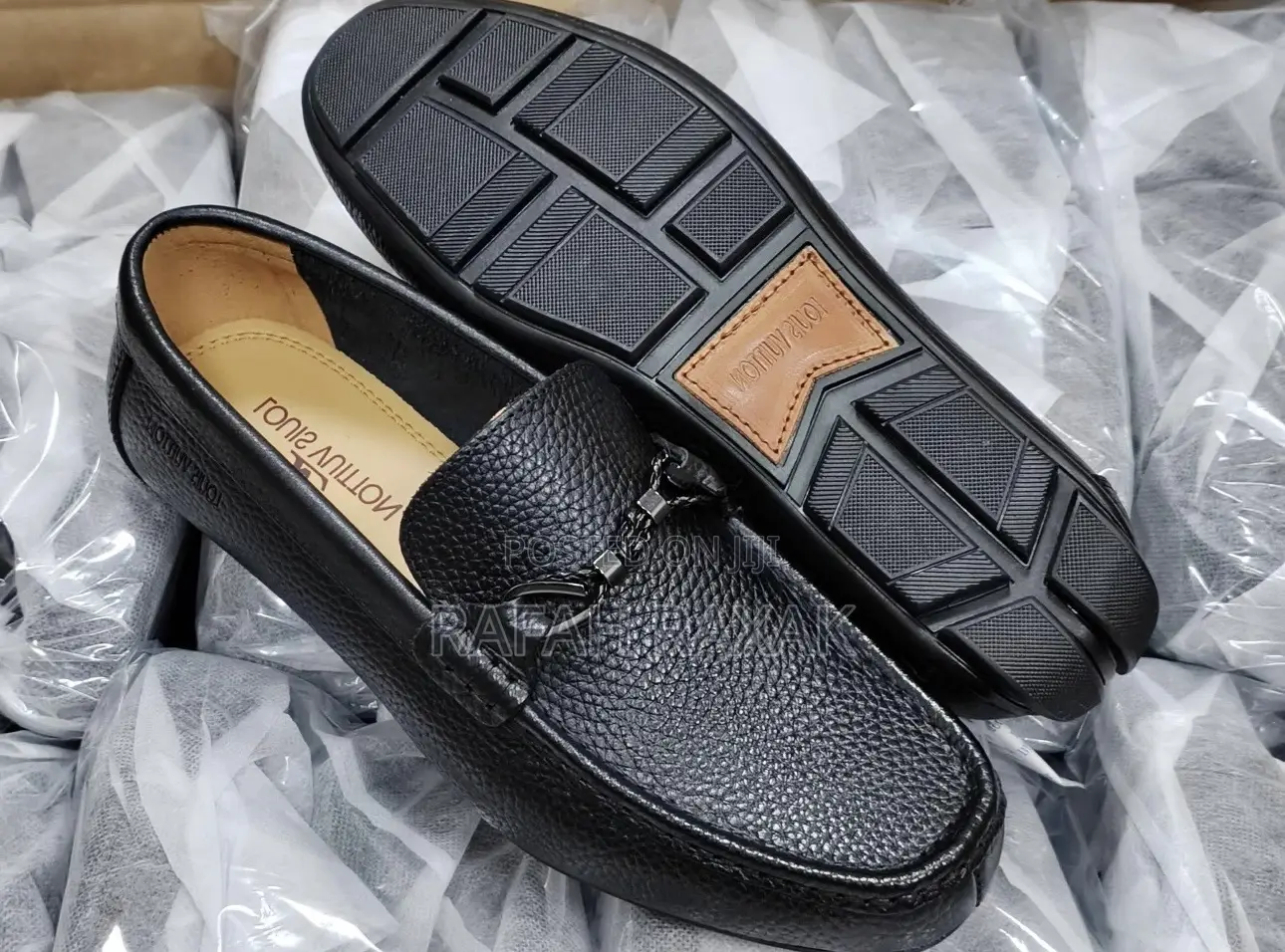 Original Men’S Black Louis Vuitton Leather Moccasins
