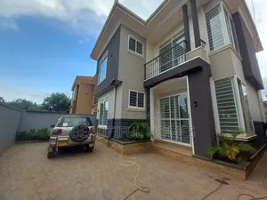 Furnished 4bdrm Duplex in Kira for sale