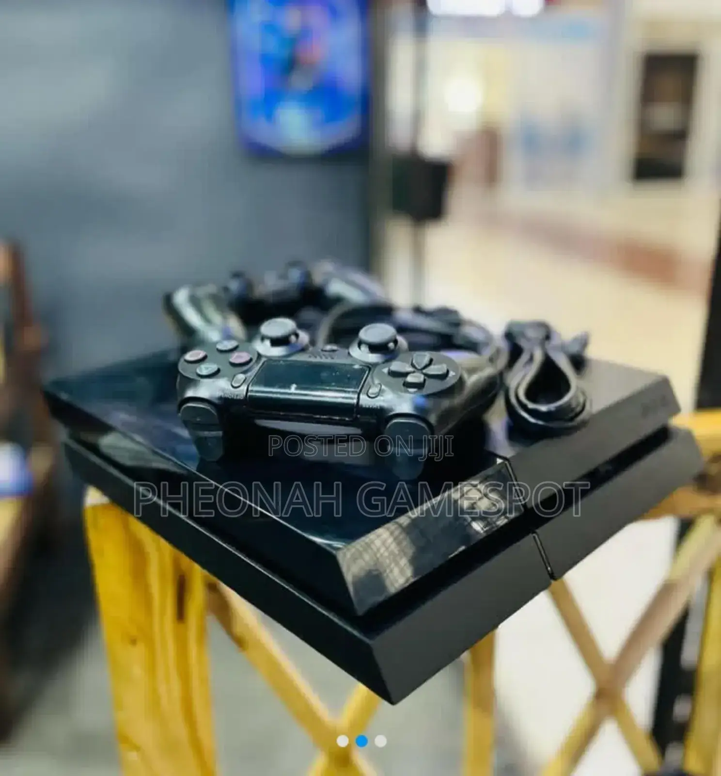 Playstation 4 Standard Ps4 for Serious Gaming Business