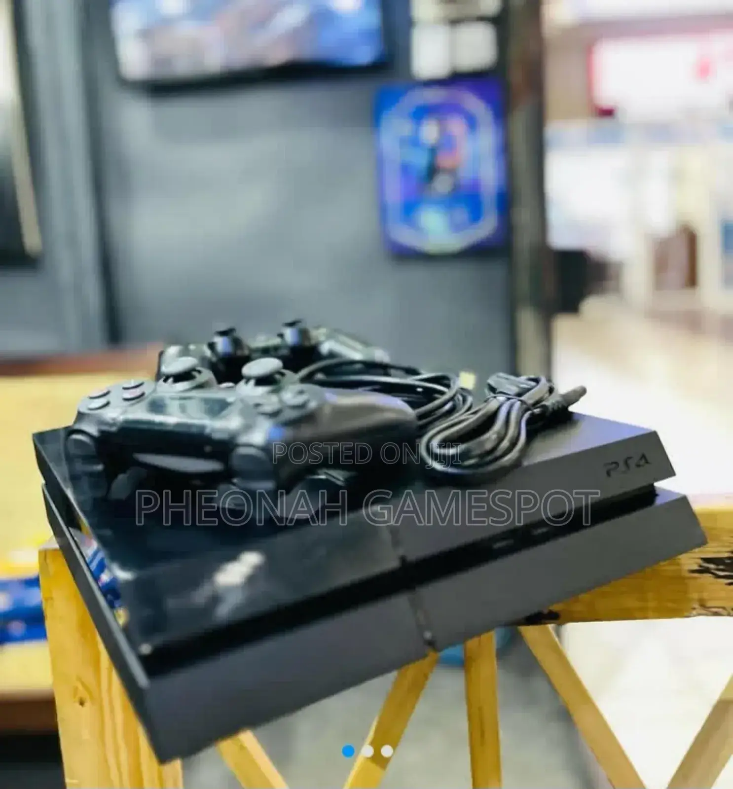 Playstation 4 Standard Ps4 for Serious Gaming Business