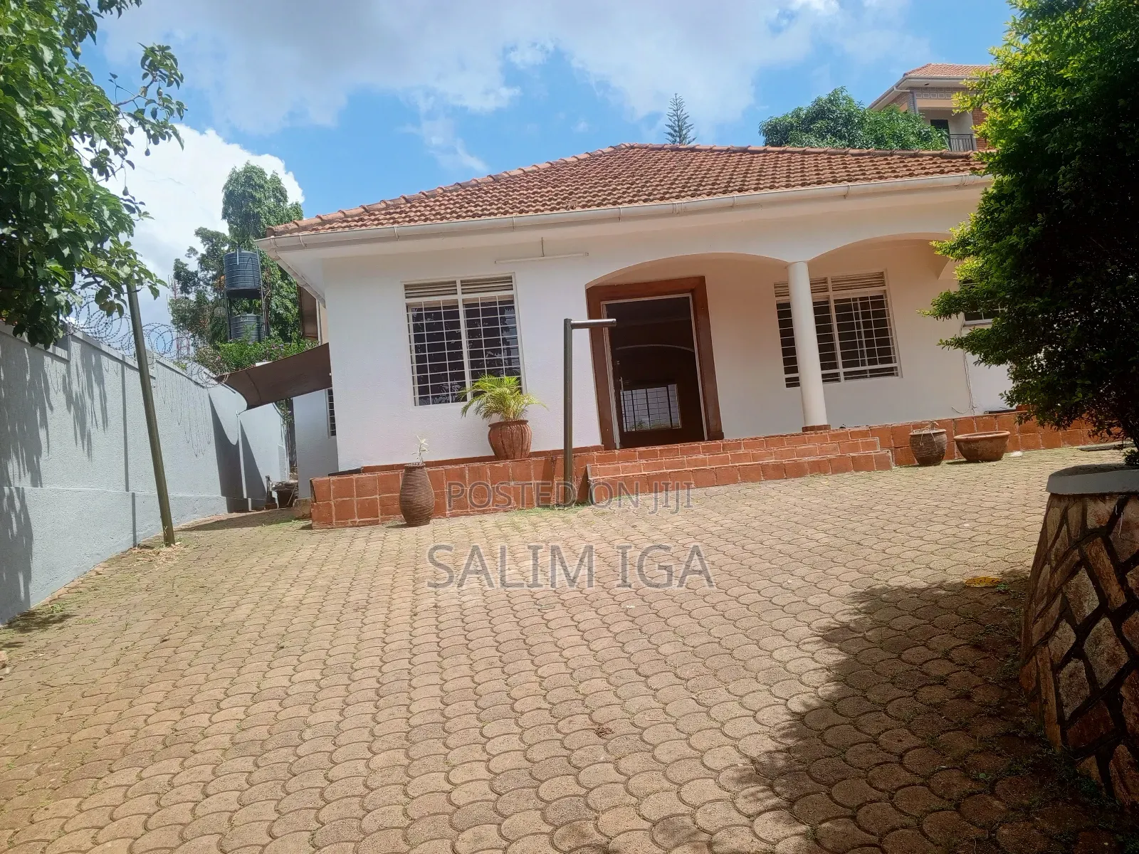 4bdrm Bungalow in Kololo Property, Central Division for rent