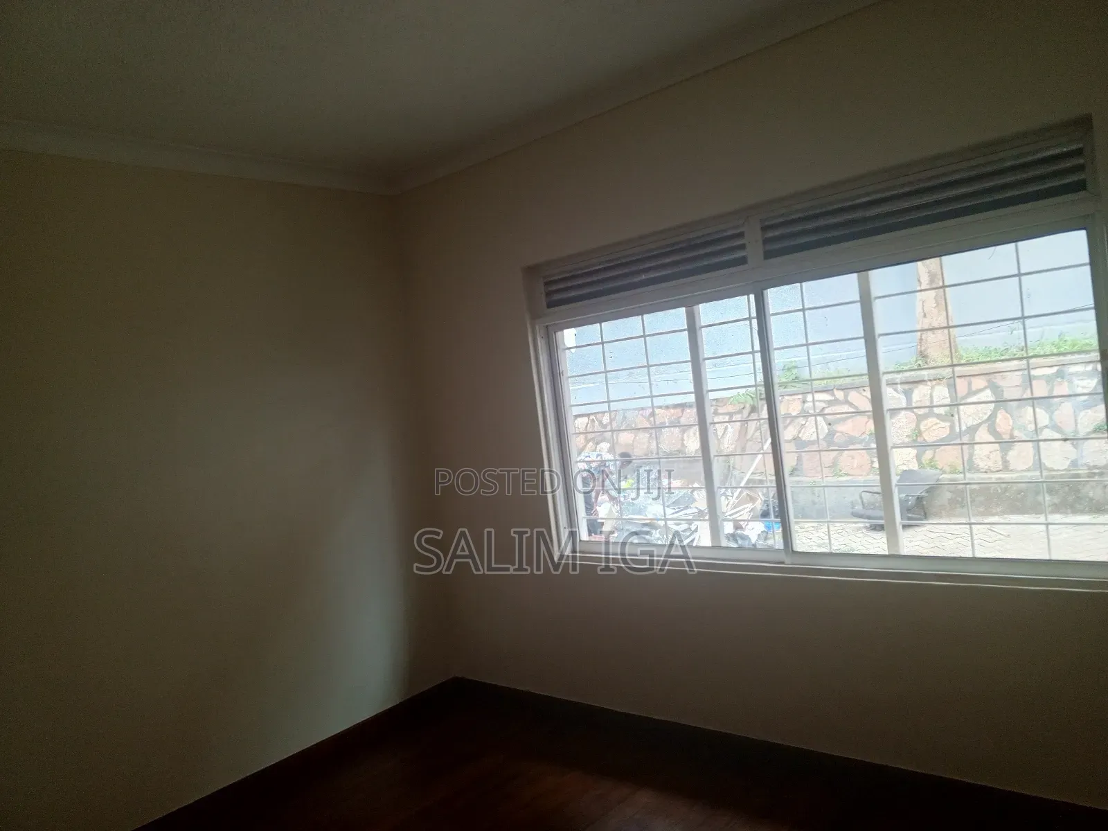 4bdrm Bungalow in Kololo Property, Central Division for rent