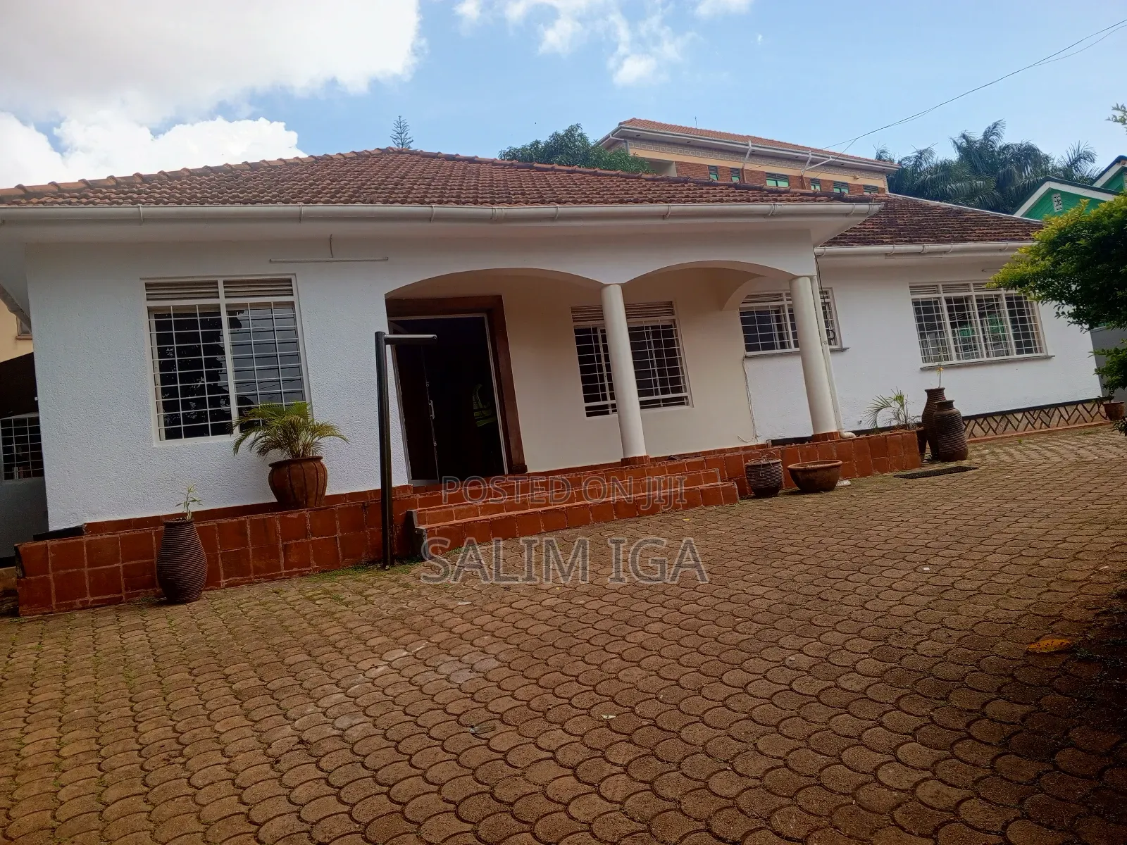 4bdrm Bungalow in Kololo Property, Central Division for rent