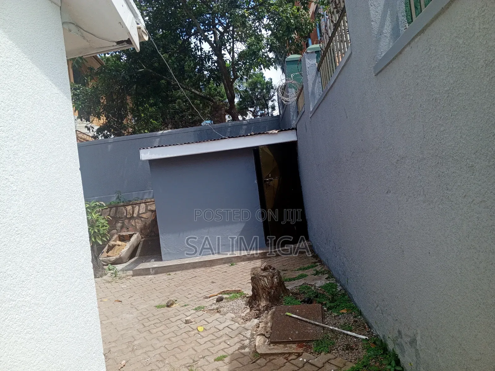 4bdrm Bungalow in Kololo Property, Central Division for rent