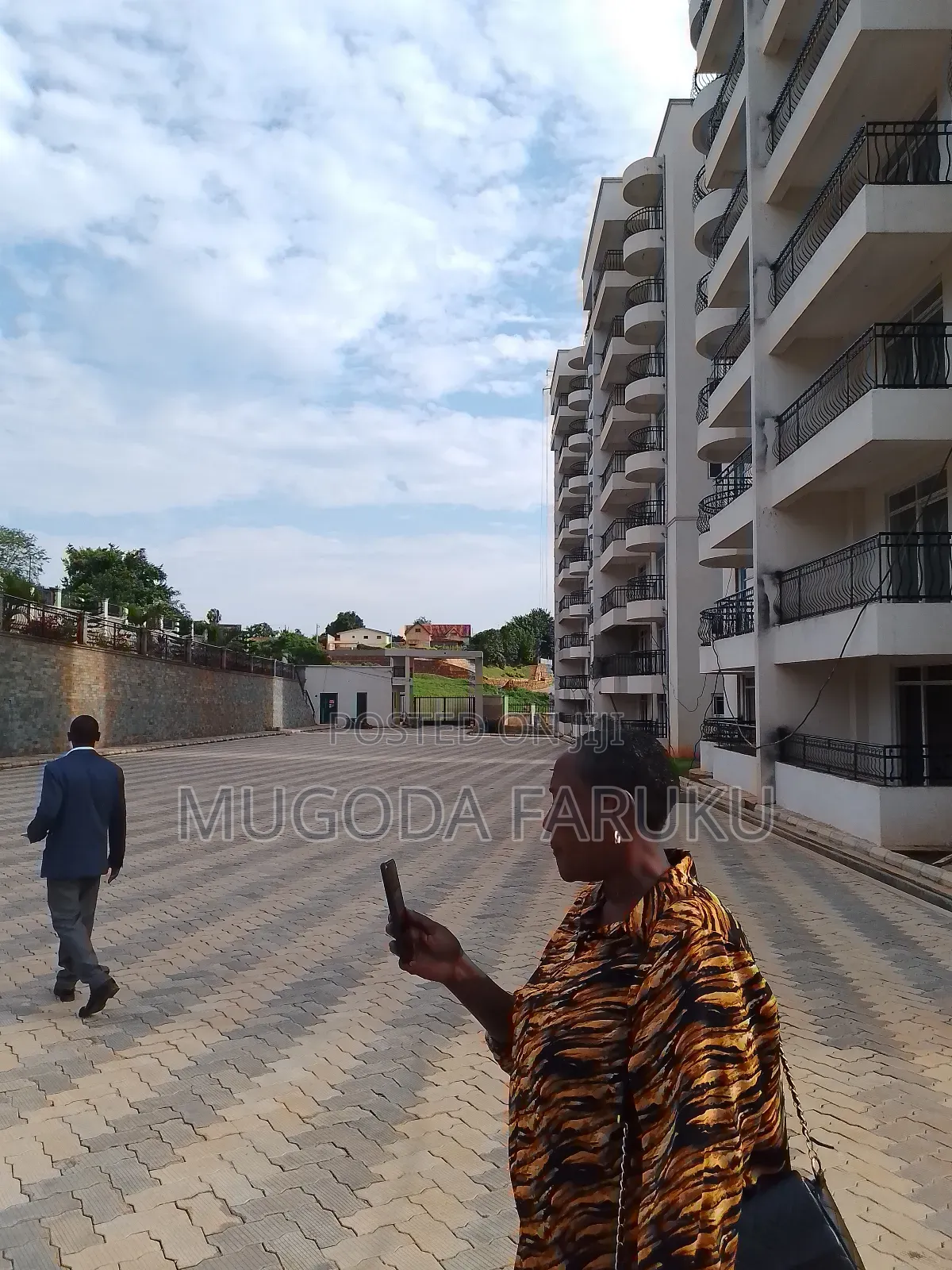 3bdrm Apartment in Lubowa Estate, Central Division for sale