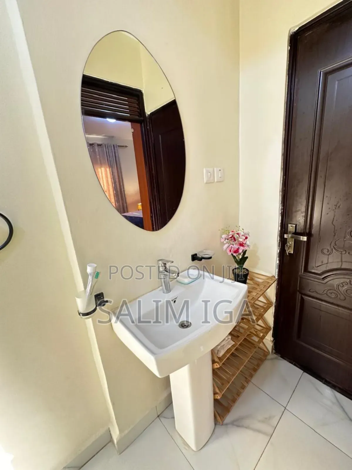 Furnished 1bdrm Room & Parlour in Kololo Property, Central Division