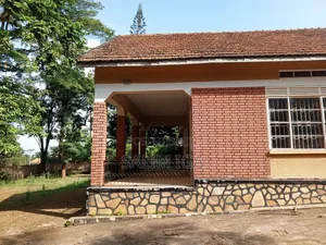5bdrm Bungalow in Kololo Property, Central Division for rent