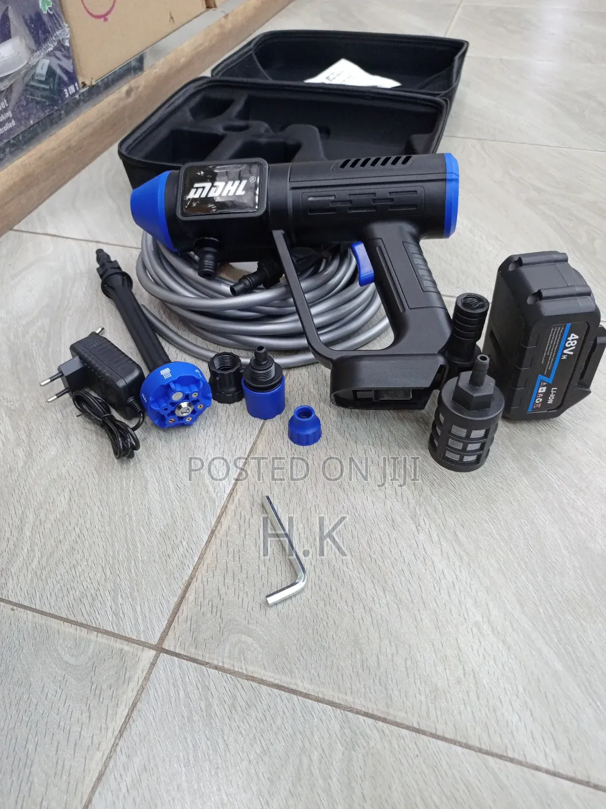 Cordless Pressure Washer