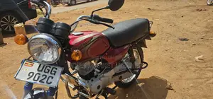 Bajaj Boxer 2025 Red