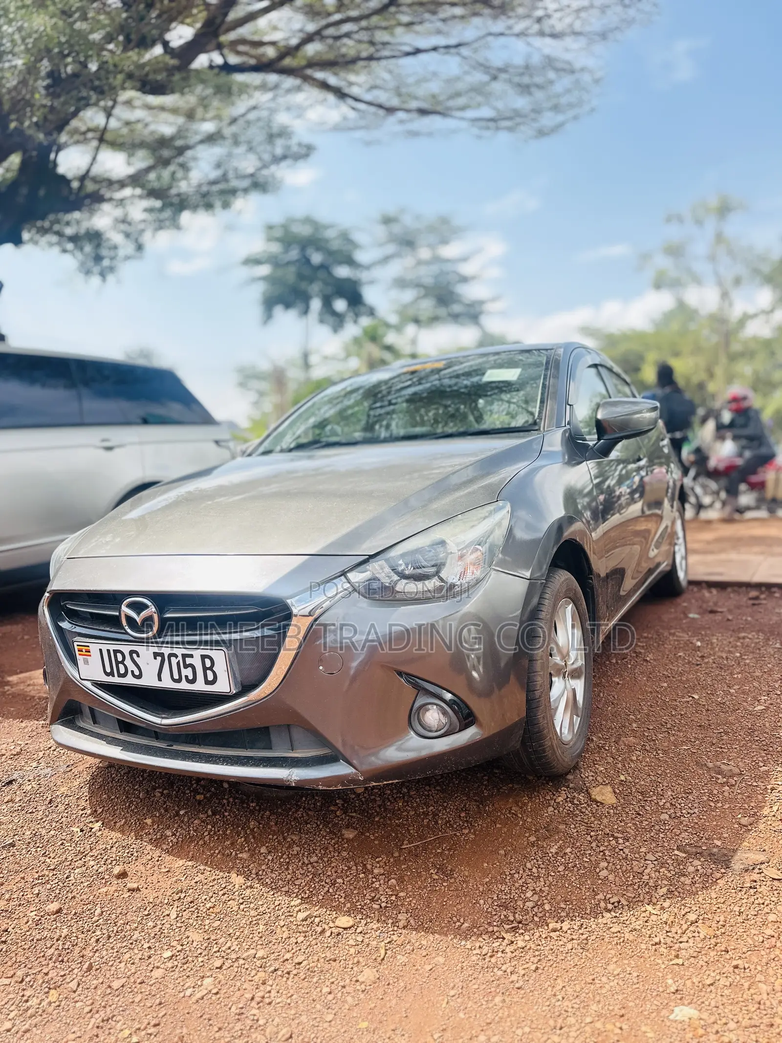 Mazda 2 2015 Brown