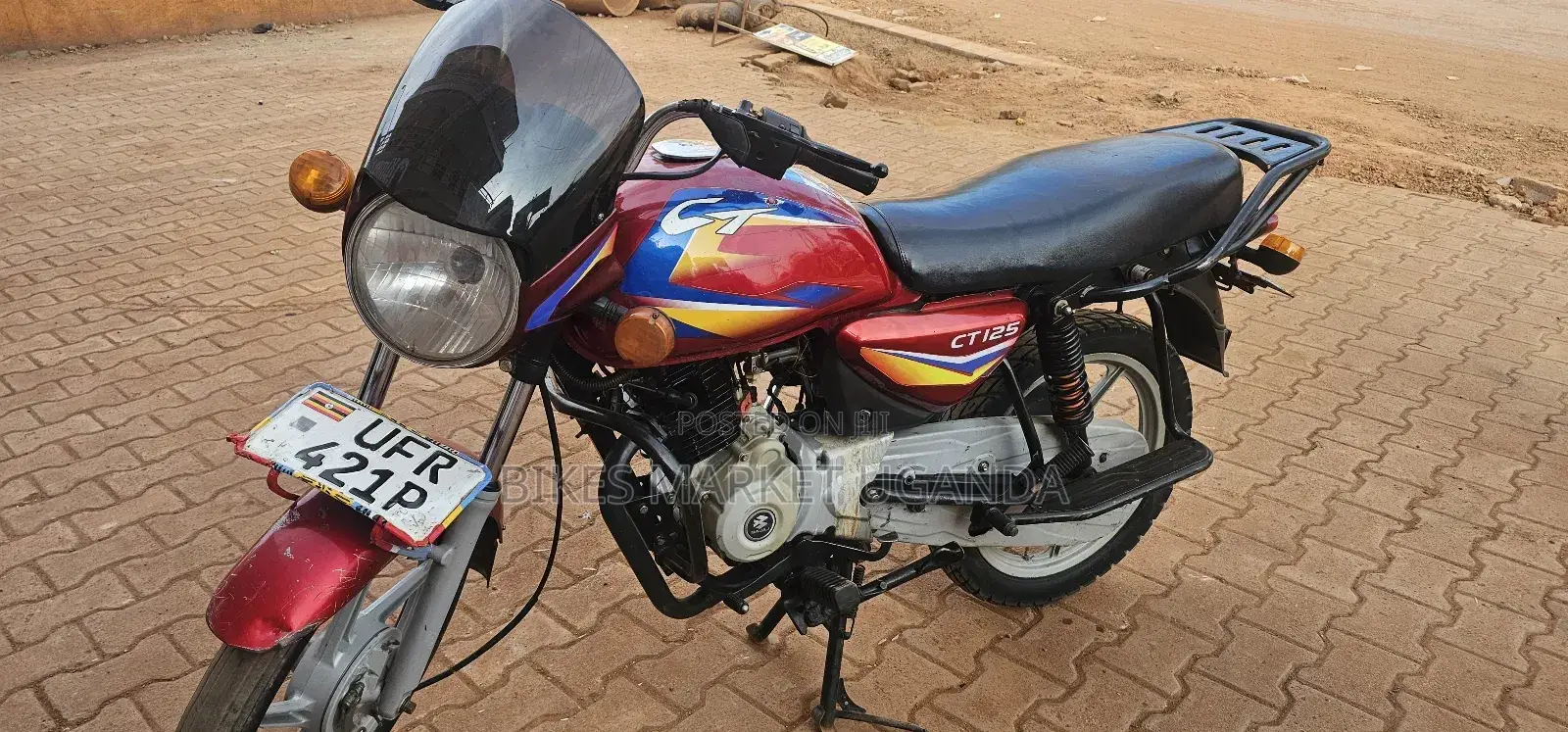 Bajaj Boxer 125 2023 Red