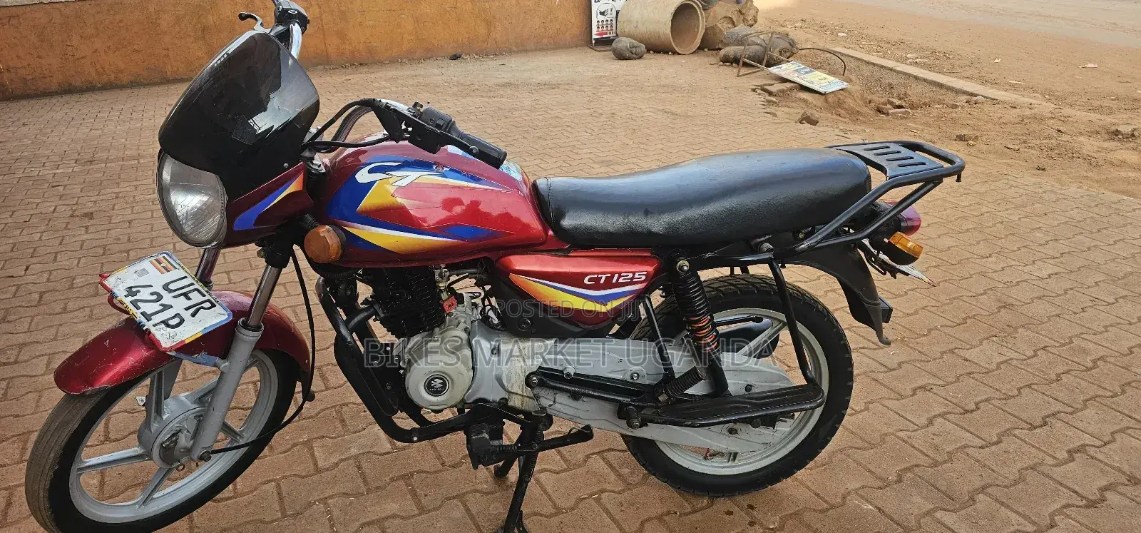 Bajaj Boxer 125 2023 Red