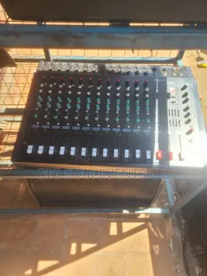 Yamaha Mixer 12 Channels