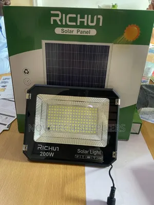 200w Original Led Solar Flood Lights/ 12 Hours Lighting Huk