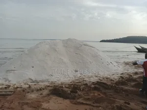Pure White Sand for Manufacturing Tiles and Glass-45 Tonnes