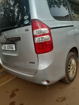 Toyota Noah Self Drive/Hire Rental Special Hire Services 