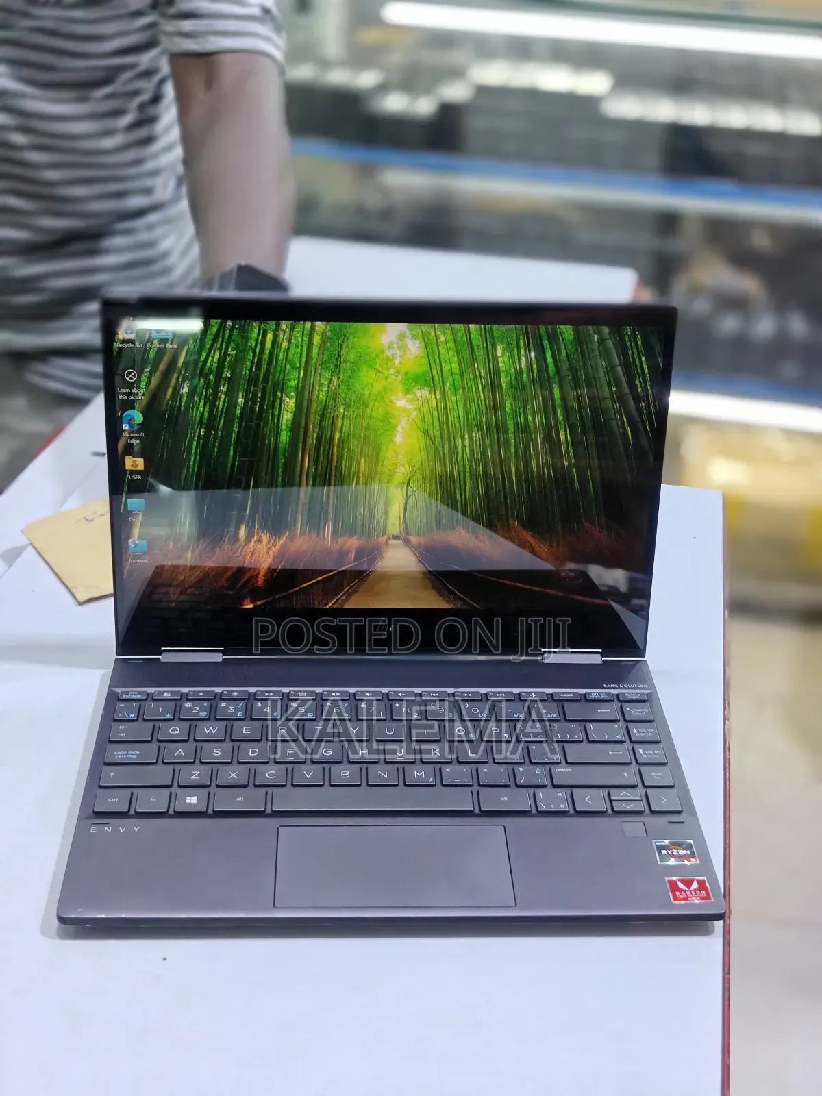 Laptop HP Envy 13 8GB AMD Ryzen 5 SSD 256GB