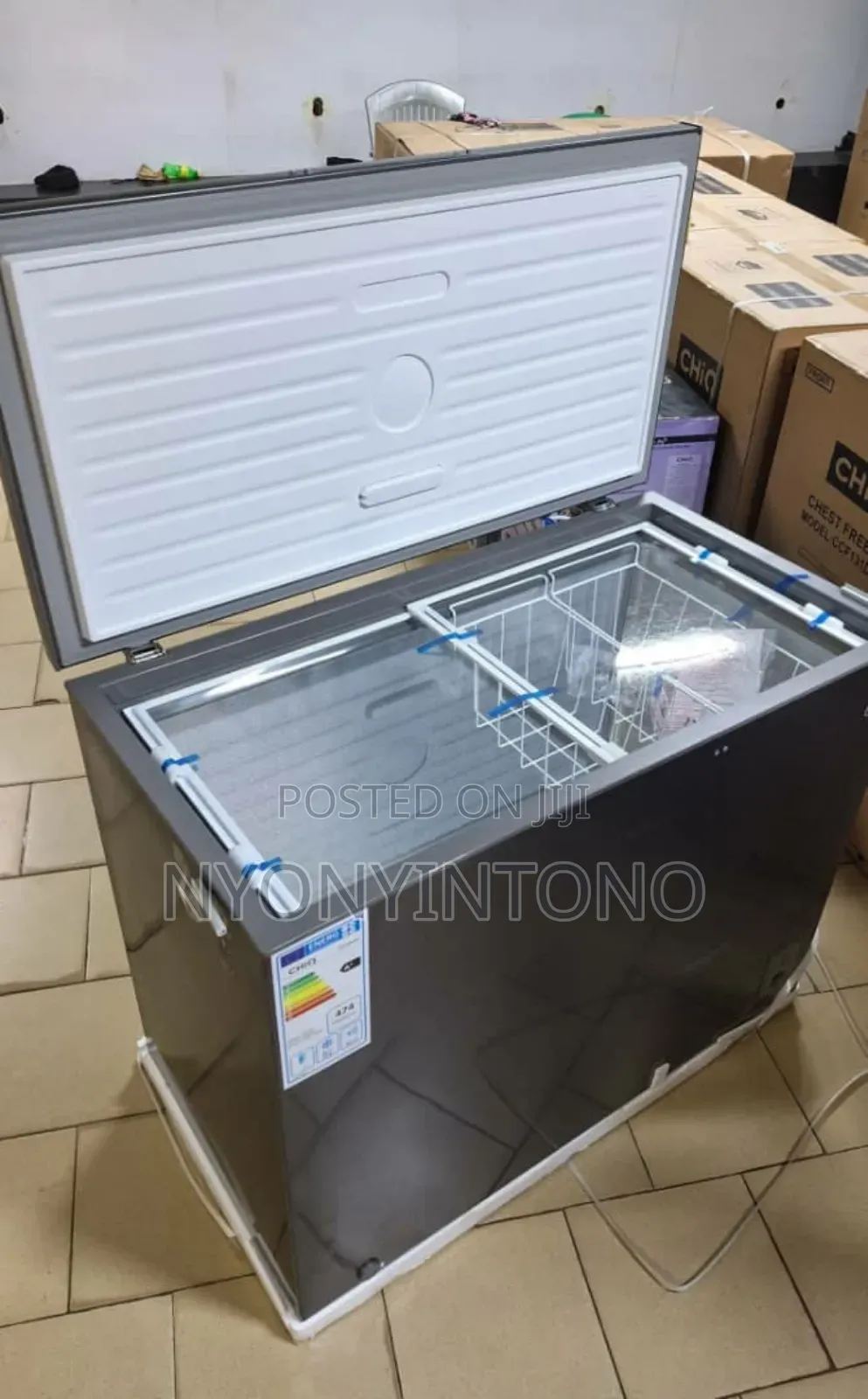Chiq 330litres High-Quality Chest Freezer