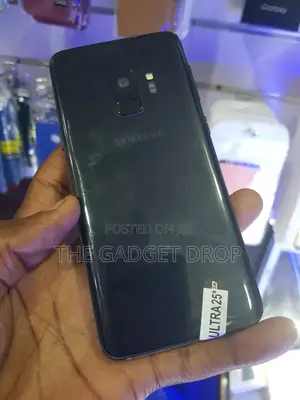 New Samsung Galaxy S9 64 GB Black