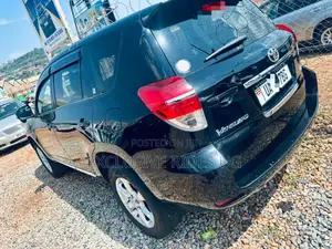 Toyota Vanguard 2011 Black