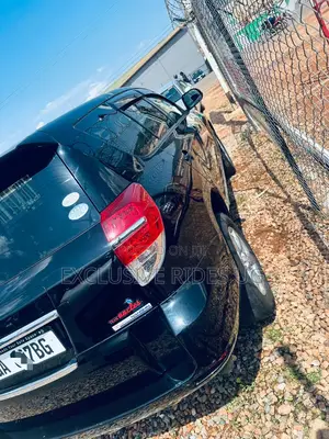 Toyota Vanguard 2011 Black