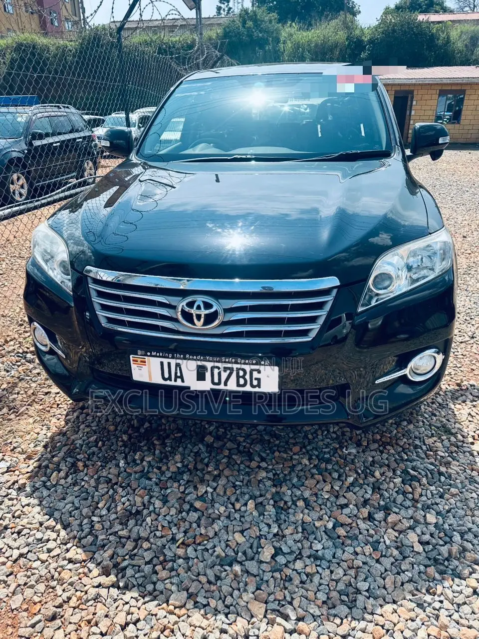 Toyota Vanguard 2011 Black