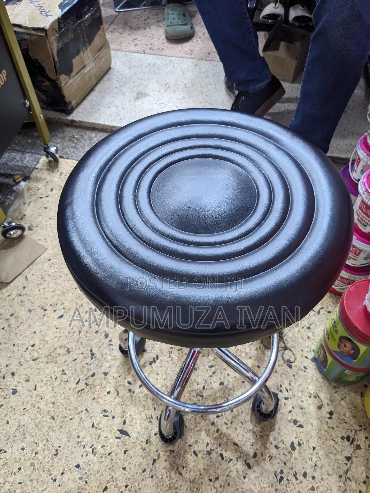 Manicure Stool