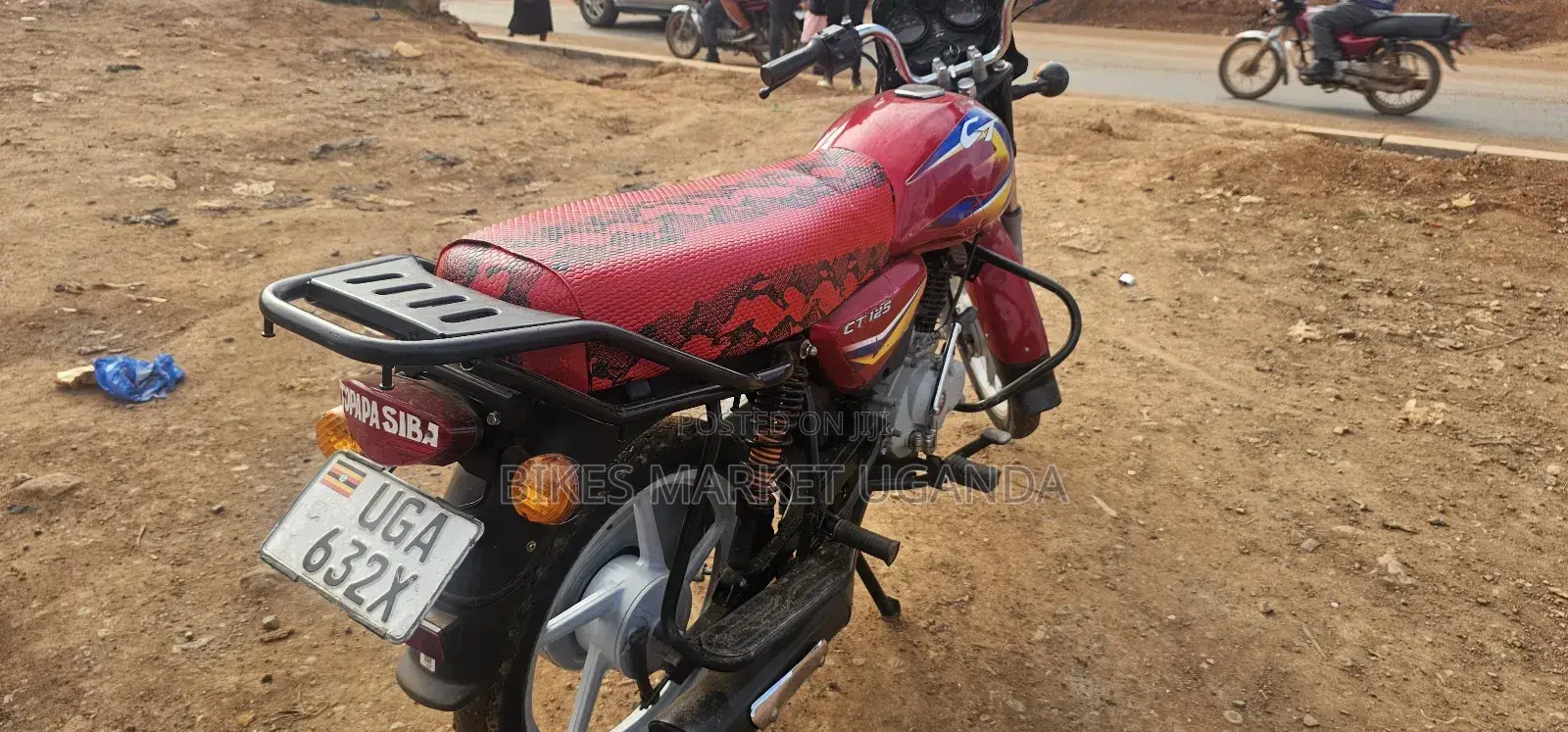 Bajaj Boxer 125 2024 Red