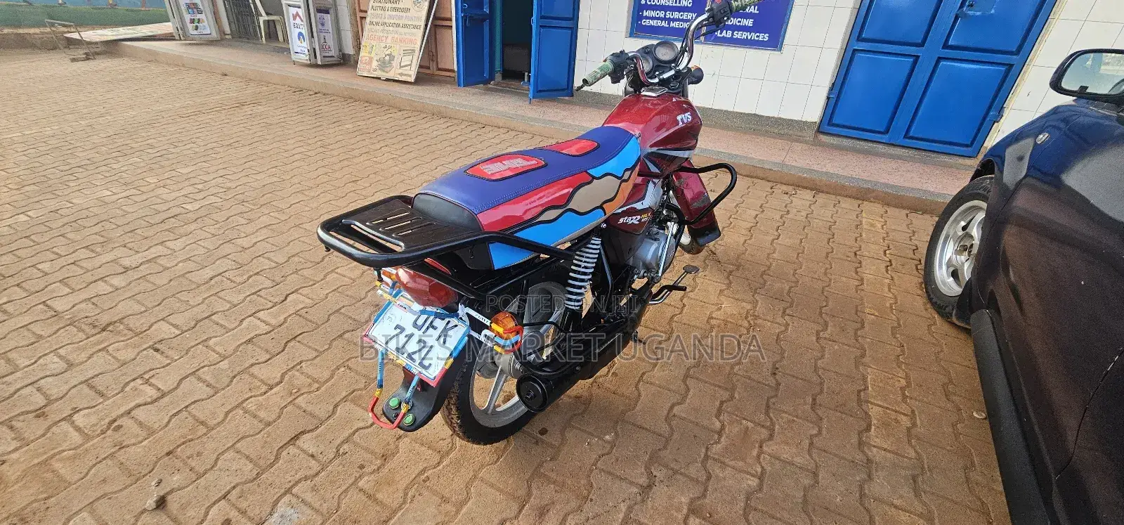 TVS HLX 125 2023 Red