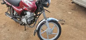Bajaj Boxer 125 2023 Red