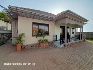 3bdrm House in Nansana Along Hoima for sale