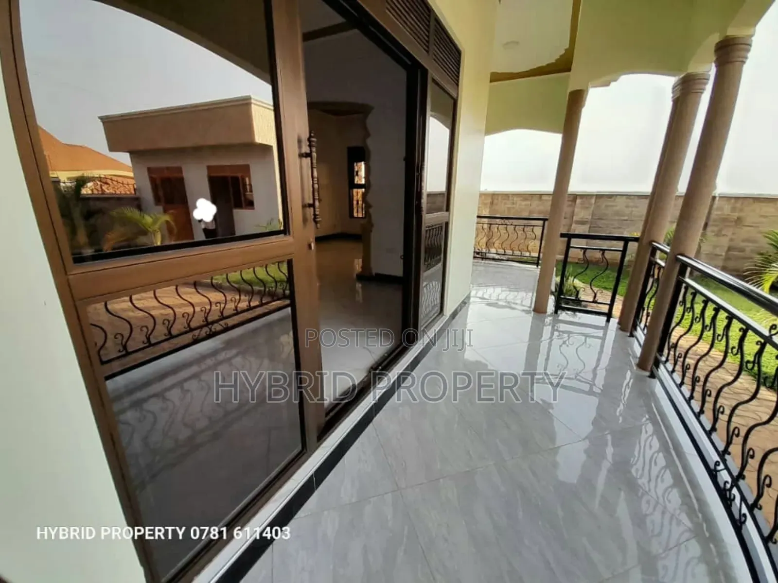 3bdrm House in Nansana Along Hoima for sale