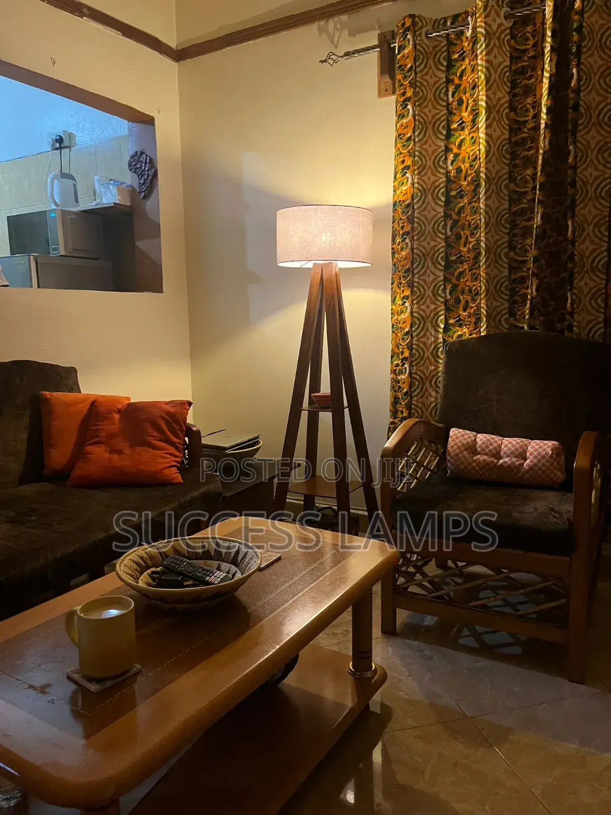 Mugavu Shelves Floor Lamps