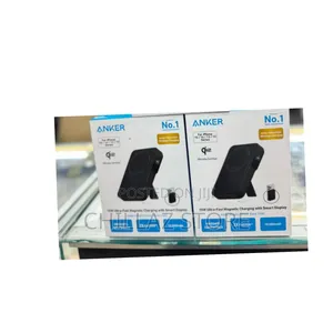 Anker Maggo Magsafe Power Bank.