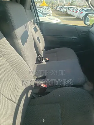 Toyota HiAce 2013 Silver