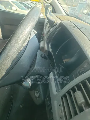Toyota HiAce 2013 Silver