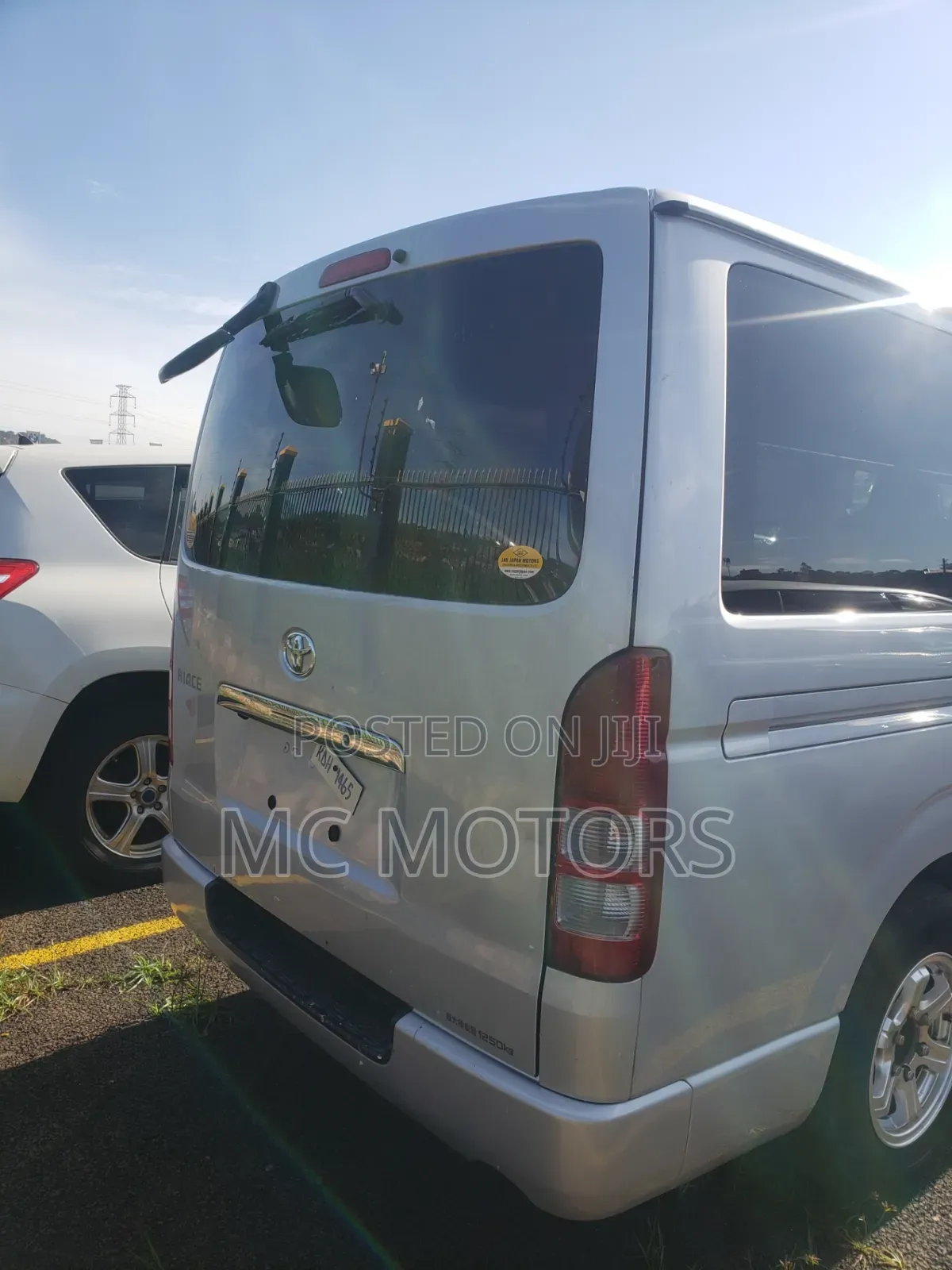 Toyota HiAce 2013 Silver