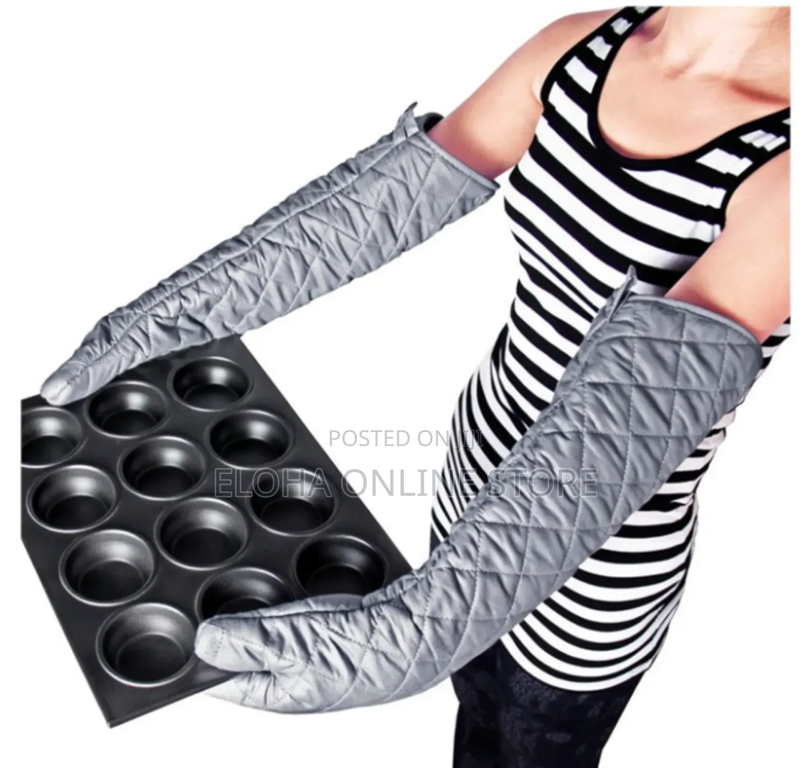 A Pair of Long Cotton Oven Mitts/Gloves