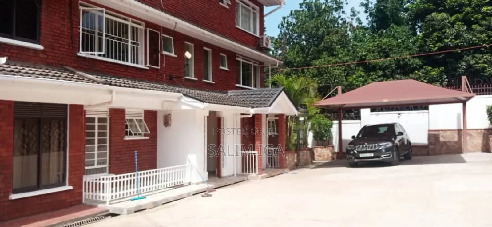3bdrm Townhouse / Terrace in Kololo Property, Central Division for rent