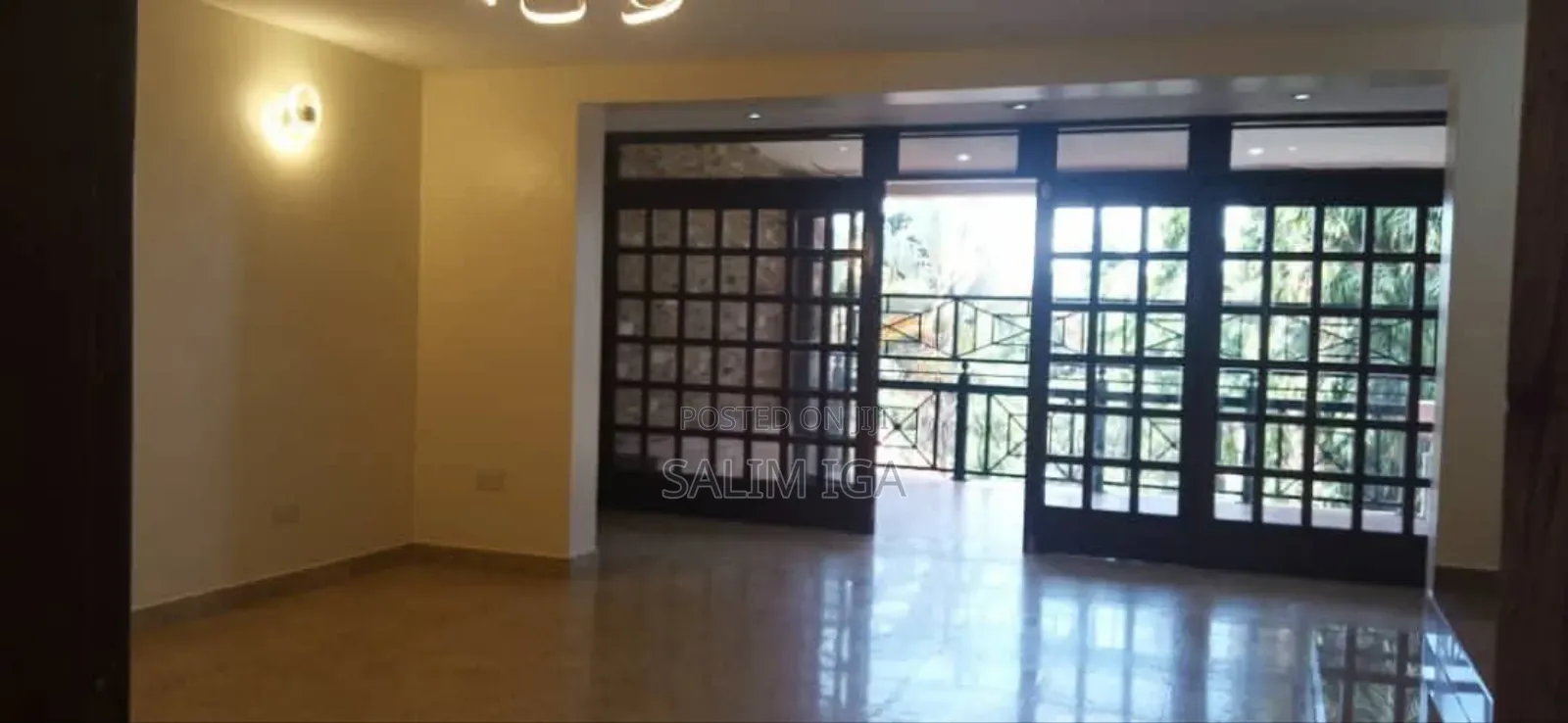 3bdrm Townhouse / Terrace in Kololo Property, Central Division for rent