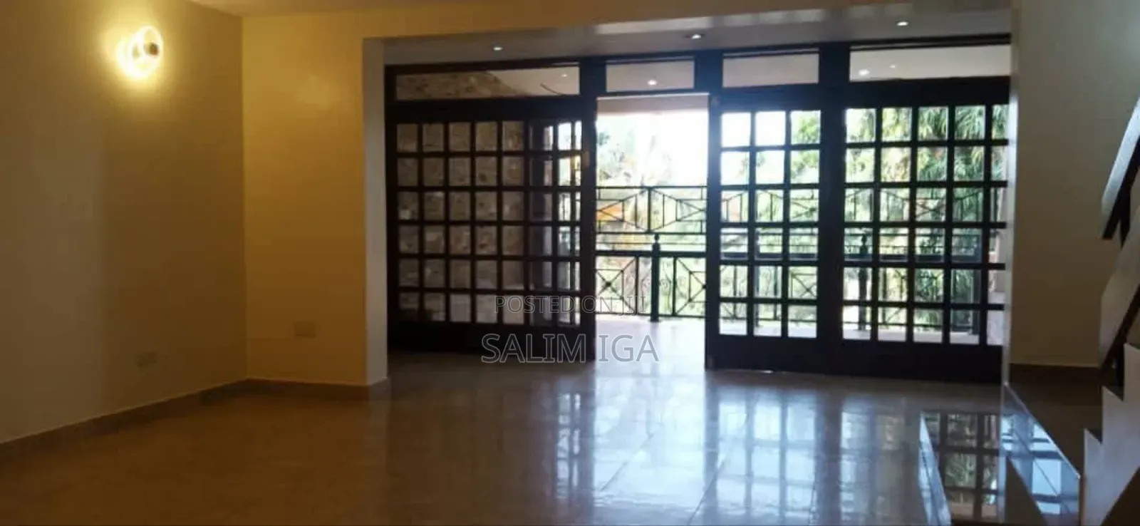 3bdrm Townhouse / Terrace in Kololo Property, Central Division for rent