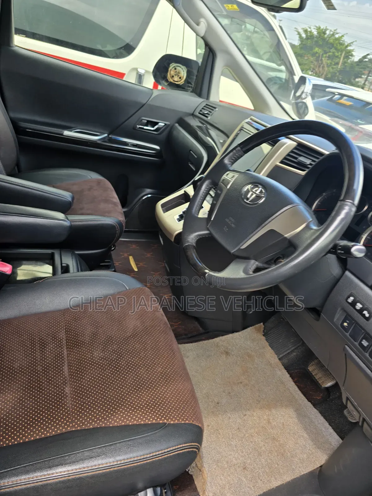 Toyota Alphard 2.4 Petrol AWD 2012 Black