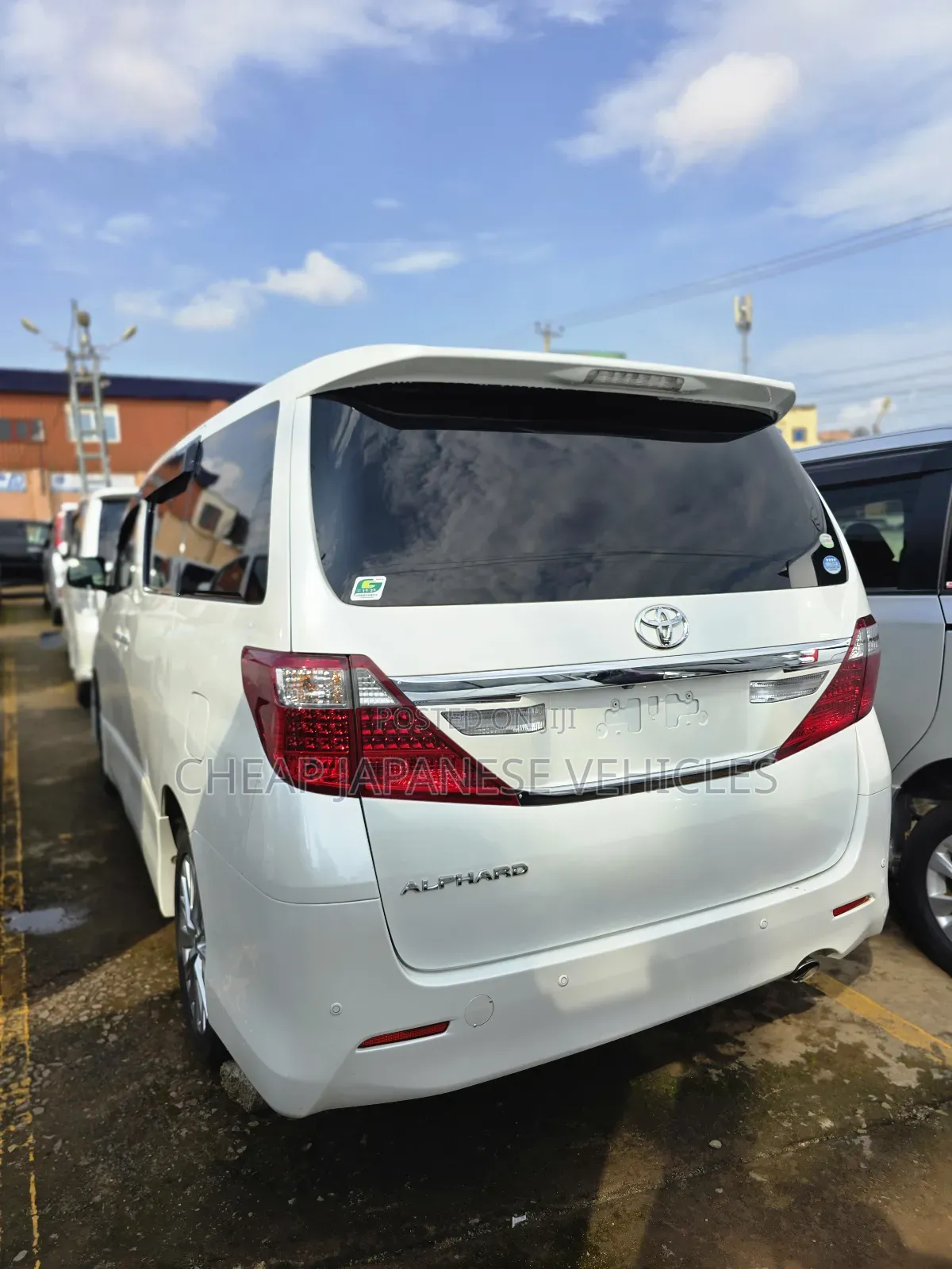 Toyota Alphard 2.4 Petrol AWD 2012 White