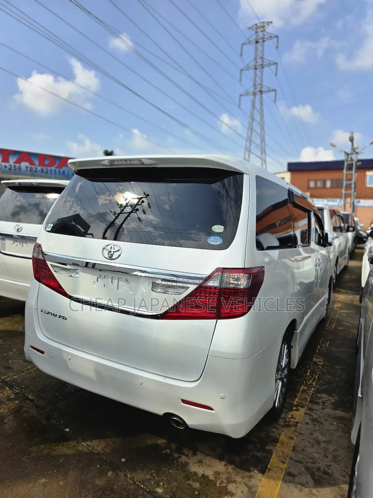 Toyota Alphard 2.4 Petrol AWD 2012 White